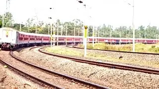 Speedy Curve!!!!! 11015 LTT-GKP Khushinagar Express with LHB Rake at C shaped Curve