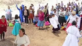 Cómo siempre Alabando a nuestro Dios 