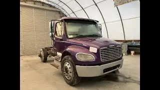 2010 Freightliner M2 106 - Parts Unit 10WH170