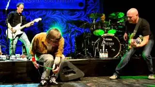 Polo Hofer und Gölä  eine nähme mer no.wmv
