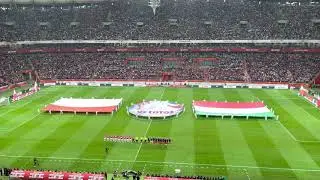 Zúg a lengyel taps a magyar himnusz alatt