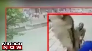 Rival Gangs Open Fire In Broad Daylight #DelhiGangWars