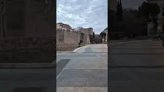 Plaza de Col&oacute;n. Amanecer. Madrid