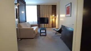 Hilton Canary Wharf, London  - King Junior Suite