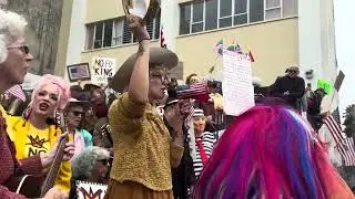 Thousands Rally for 