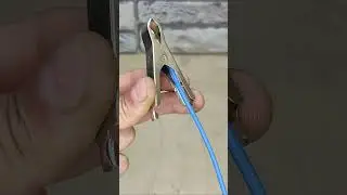 Обязательно запомни эту хитрость! Как легко и надежно соединить зажим крокодил с проводом? #shorts