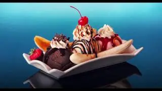 Food Styling a Banana Split