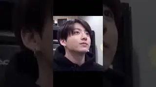Jungkook's eyes smile before he does 😭😭