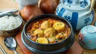 Cuttlefish Ball Kimchi Stew - 墨鱼丸泡菜炖