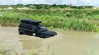 Land Rover OFF-ROAD EXPERIENCE Nowy Defender (L663) - brodzenie