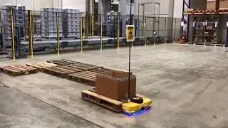 Nipper AGV - internal pallet transport