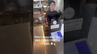 Smoke 💨 Room BBQ 🔥 #chili #cheese  #foodie #food  #latina  #mexicanfood  #houston #brisket #viral