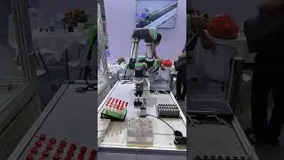 Robotic arm transferring test tubes #tianex #Chinafactories