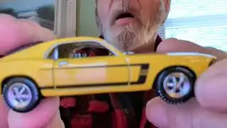 Hot Wheels vs Racing Champions Mint 69 Boss 302 Mustang 