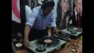 JR 2000 DJ DIABLO MIX DE QUITO-ECUADOR INVITADO EN RADIO AMÉRICA EN VIVI