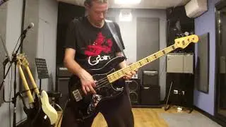 Claudio Simonetti's Goblin - Brain zero one (One take bass cover)