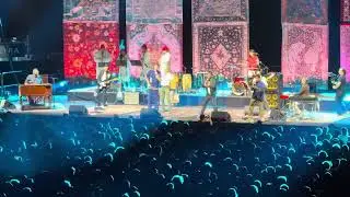 Vulfpeck - &ldquo;Big Digger&rdquo; live at Madison Square Garden - Sept. 13, 2025