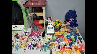 Huge Lot of Vintage Ghostbusters Toys for $60!