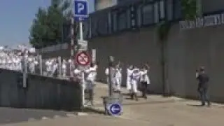 French hospital workers protest lack of funds