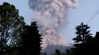 Gunung merapi erosi