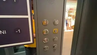 BUSTED - Scenic Hydraulic Lift | Mango | Parma, IT