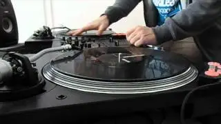 DJ Soundtrax  - Toni-L Beat Juggling Routine