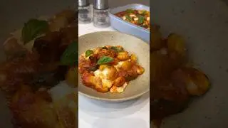 Chorizo & mozzarella gnocchi bake 😍 #recipe