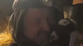 Кормим питомцев вместе 🤲