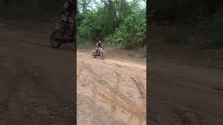CRF 230 acelerando forte com escape viola ms1 vx