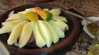 طاجين أعناق بيبي بالبصلة وزبيب وبطاطا ياسلام