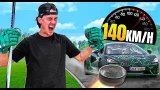 STŘ&Iacute;L&Iacute;M PUKEM NA JEDOUC&Iacute; AUTO! (Nebezpečn&eacute;!)