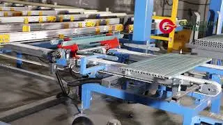 Auto stacking & destacking system for aluminum extrusion line