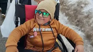 Picnic time I ❄️ snow daikh li | we enjoyed it a lot | Adventures from a wheelchair