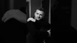 3 easy poses for men, which you can try at home! #photo #selﬁe #portrait #pose #mensfashion