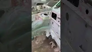 Revamping the engine room of the 1995 Suzuki Khyber with a fresh coat of paint - PAT✨❤️ #shortsvideo