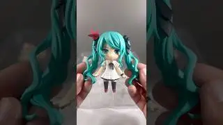Hatsune Miku Nendoroid Figure Unboxing!