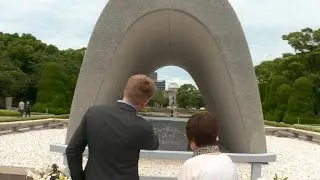 Solemn ceremonies in Japan commemorate nuclear attacks