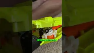 Opening up the Rayven N-strike Nerf Gun.