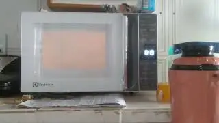 Microondas Electrolux 23 Litros Branco ME23B     (Sinal de Fim)