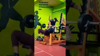 #gymmotivation #salmanlifts #oldschooltraining #thehardestworker #barbellinclinebenchpress #chestday