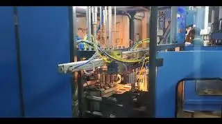 4 Cavity Automatic Blow moulding machine