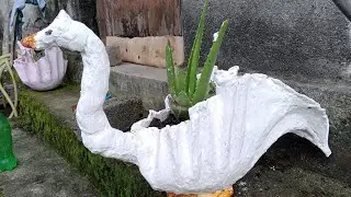 Great idea homemade concrete and old t-shirt making flower pot