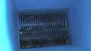 ODES Zař&iacute;zen&iacute; pro ekologii - technologie na drcen&iacute; pap&iacute;ru a kartonu.mpg