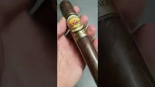 la aurora hors d'age 2018 #cigar #sigari #cigarro #cigarros #cigars #sigaro  #laauroracigars