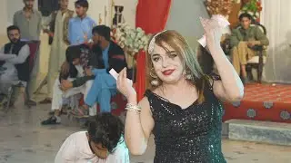DARSHAN DE MAIN PIYASI SAJNA NOOR JEHAN Kareena Mansehra
