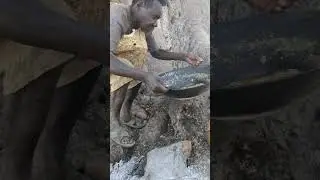 Hadzabe life adventure#food #bushlife #africantribe #hadzabetribe #deliciousfood