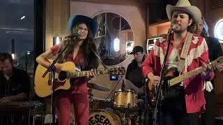 The Doohickeys &ndash; &ldquo;Two More Bottles of Wine&rdquo; (Live Cover) | Y&rsquo;all Star Revue at Desert 5 Spot 6.5.25