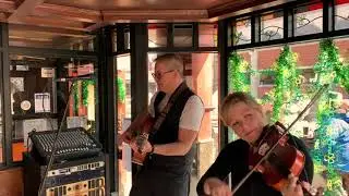 Hadrian&rsquo;s Wall - Live at the Heart & Crown