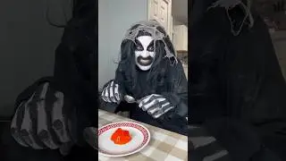 Silly clown can&rsquo;t open jello 🤡🤣 #shorts