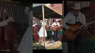 Maryann &The Ramblin' Three live in K&auml;vlinge